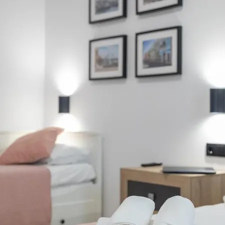 Travel Habitat La Marina Real شقة *