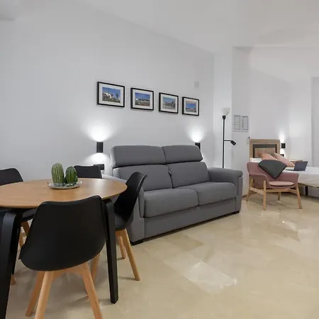 Travel Habitat La Marina Real شقة *