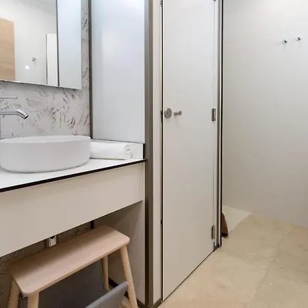 Travel Habitat La Marina Real شقة