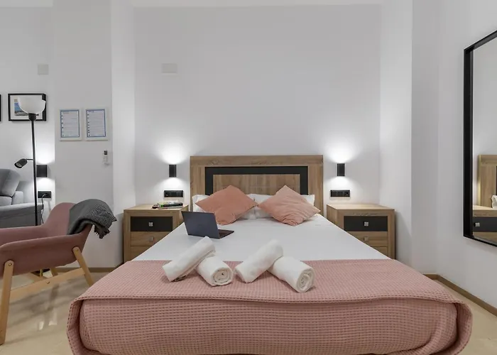 Travel Habitat La Marina Real Valencia
