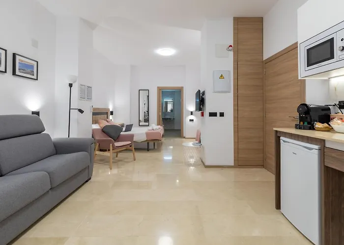 Travel Habitat La Marina Real *